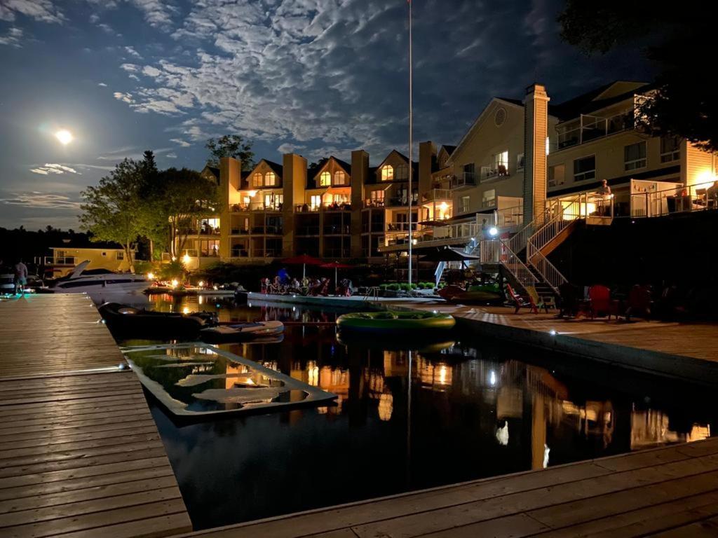 Muskoka Lakes Hotel And Resorts Порт-Карлінг Екстер'єр фото